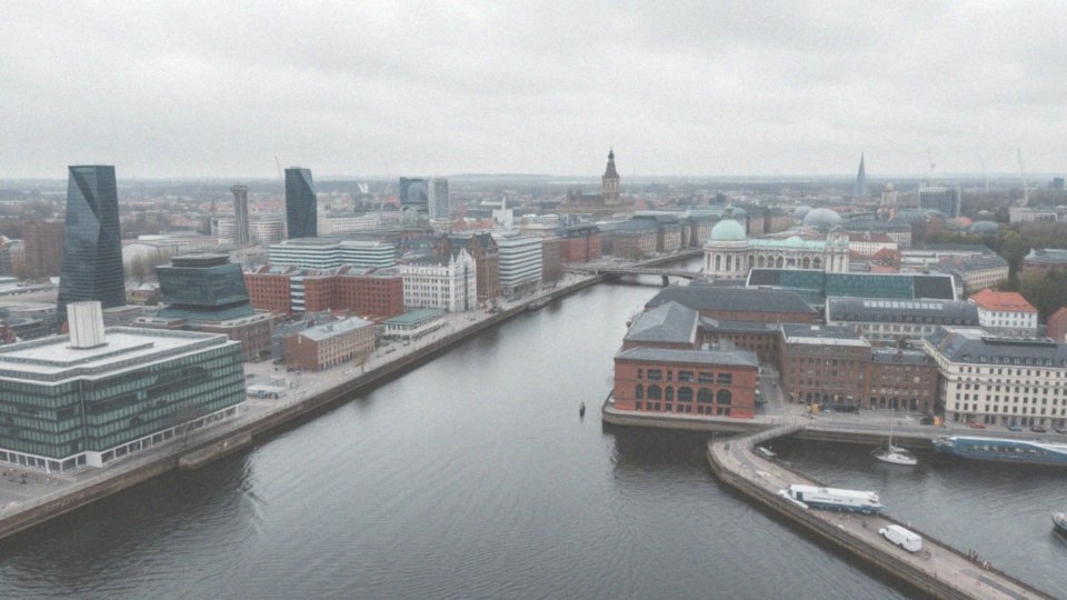 Jakie są najważniejsze cechy administracyjne Hamburga?