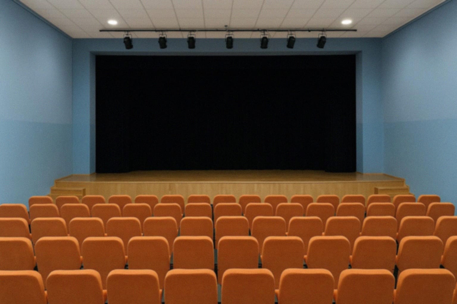 Uroczyste otwarcie wystawy fotografii z okazji 75-lecia FIAP w Tuchowie