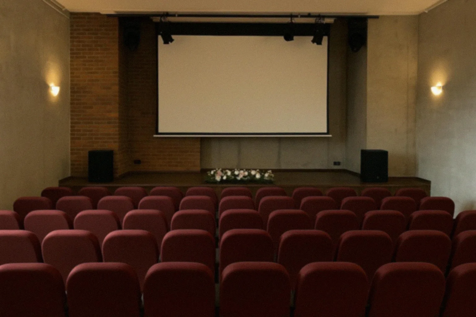 Seniorzy z Tuchowa zapraszają na spektakl „Czerwony Kapturek”