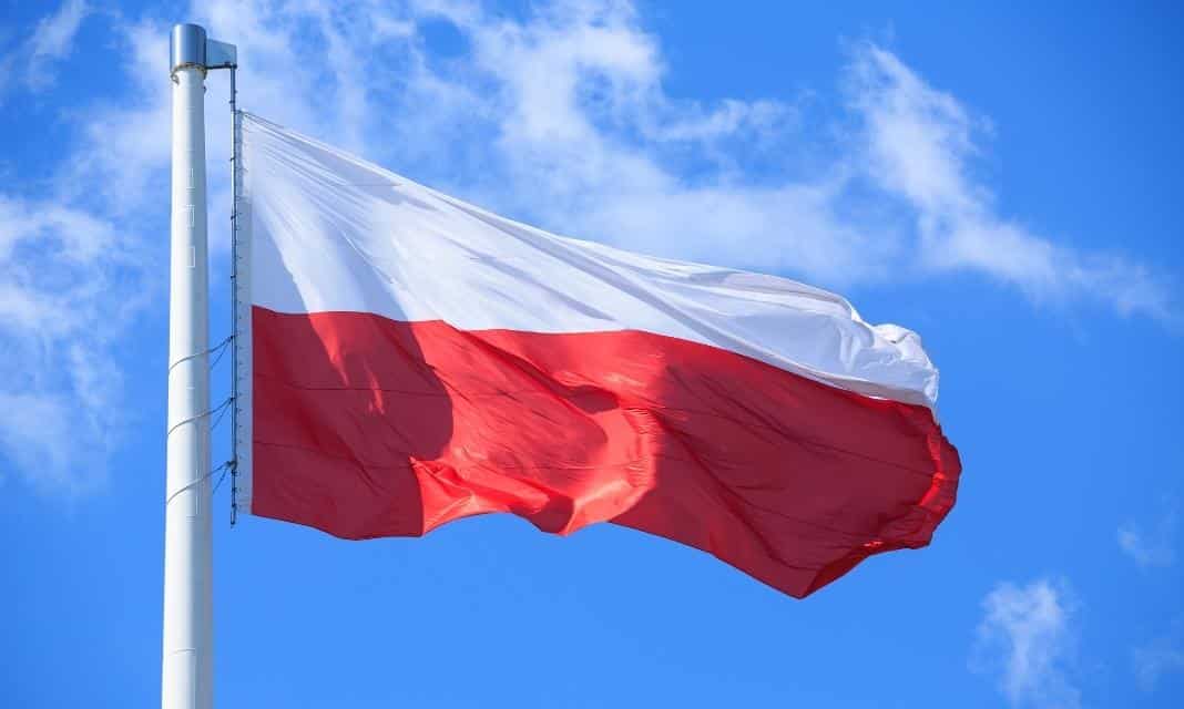 Obchody Dnia Flagi Narodowej w Tuchowie: Znaczenie i Symbolika Polskiego Sztandaru
